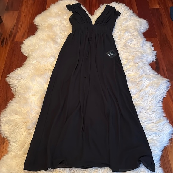 Lulus formal gown Black - Picture 5 of 13